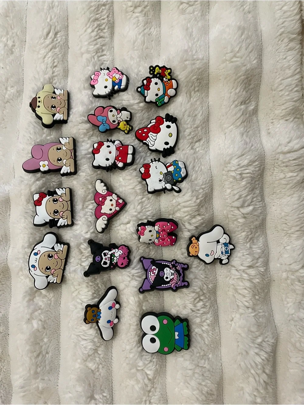 17pc Sanrio Character Shoe Charms Set - Pink, White, Green, Black